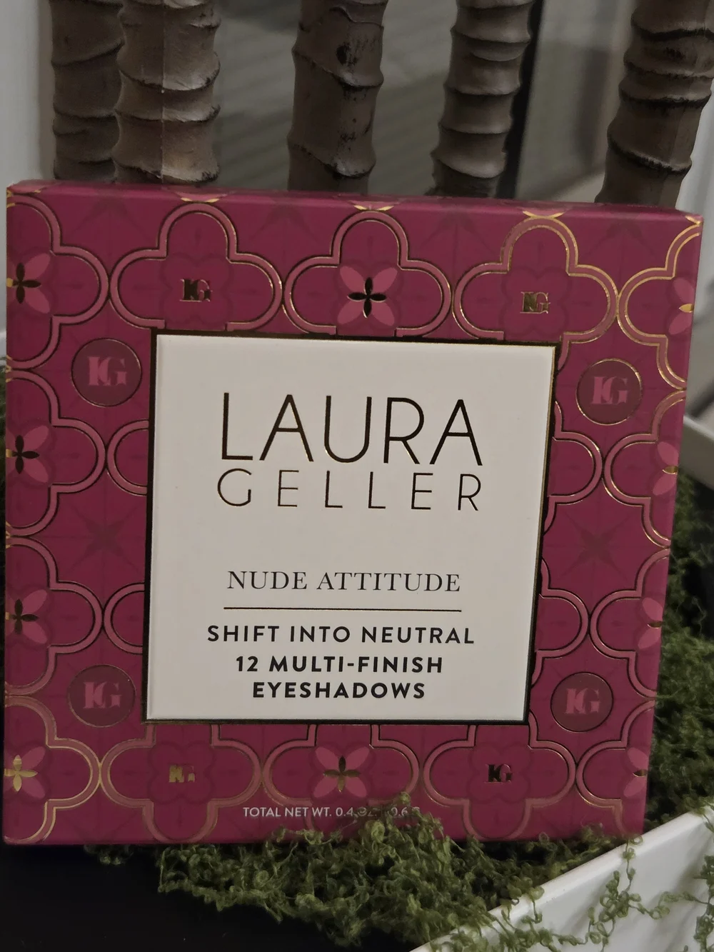 Laura Geller Nude Attitude 12 Multi-Finish Eyeshadow Palette – New